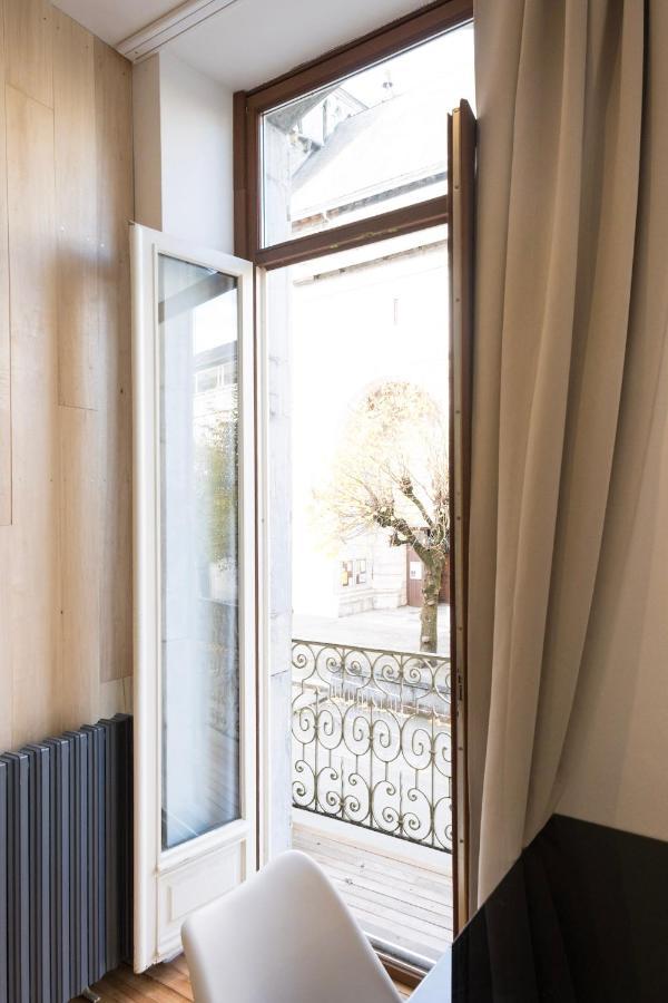 Studio Neuf, Charme De L'Ancien, Avec Balcon - 3 Etoiles, 4 Diamants Apartment Bagneres-de-Bigorre Exterior photo